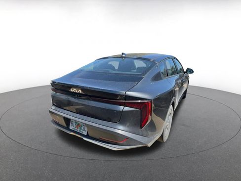 Used 2025 Kia K4 LXS image 5