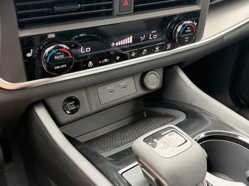 New 2026 Nissan Rogue SV FWD image 22