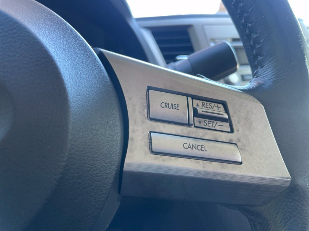 Used 2011 Subaru Legacy 2.5i Premium AWD/4WD image 12