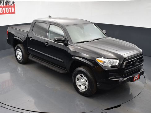 Used 2022 Toyota Tacoma SR AWD/4WD image 23