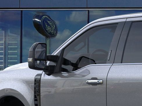 New 2026 Ford F250 Platinum w/ FX4 Off-Road Package AWD/4WD image 17