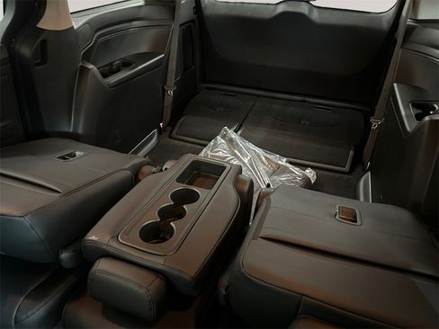 New 2026 Honda Odyssey EX-L image 13