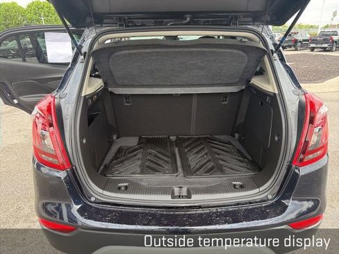 Used 2022 Buick Encore Preferred w/ Safety Package AWD/4WD image 24