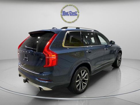 Used 2018 Volvo XC90 T5 Momentum w/ Convenience Package AWD/4WD image 5