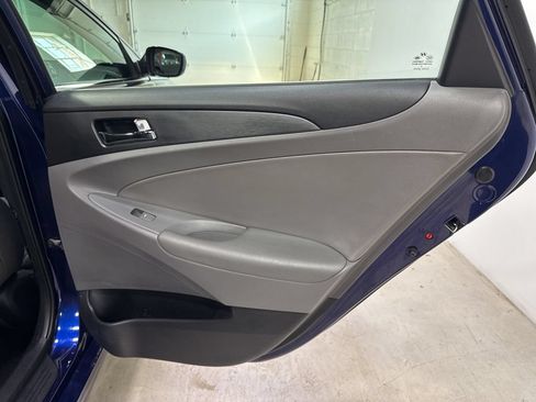 Used 2011 Hyundai Sonata SE FWD image 29