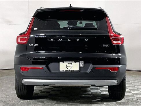 New 2025 Volvo XC40 B5 Plus w/ Protection Package Premier AWD/4WD image 3