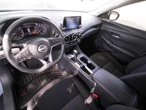 Used 2025 Nissan Sentra SV w/ All-Weather Package FWD image 21