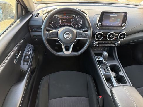 Used 2024 Nissan Sentra SV FWD image 21