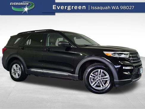 Used 2021 Ford Explorer XLT w/ Equipment Group 202A image 1