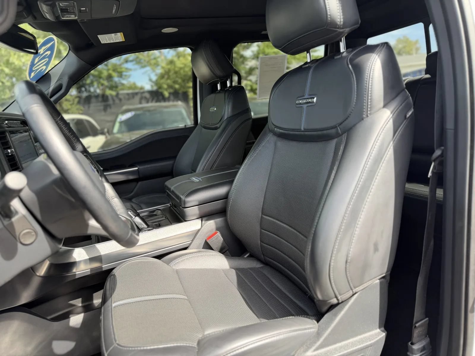 Used 2024 Ford F150 Platinum w/ FX4 Off-Road Package AWD/4WD image 16