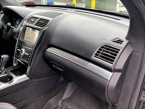 Used 2018 Ford Explorer Sport w/ Equipment Group 401A image 15