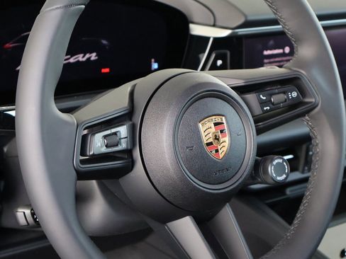 New 2025 Porsche Macan 4S Electric image 24