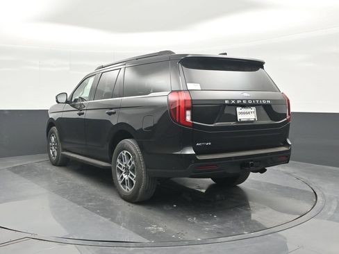 New 2025 Ford Expedition Active RWD image 22