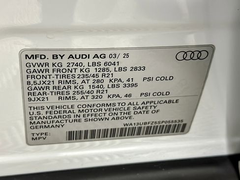 Certified 2025 Audi Q4 e-tron Premium Plus w/ Premium Plus image 27