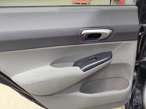 Used 2010 Honda Civic LX image 11