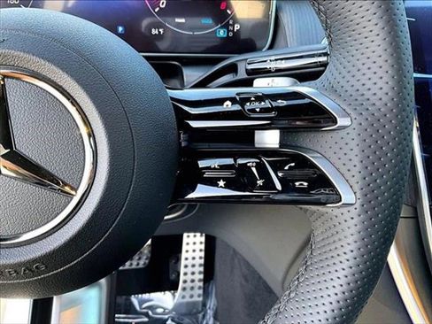 New 2026 Mercedes-Benz GLC 300 image 21