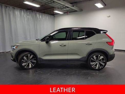 Used 2021 Volvo XC40 P8 Recharge w/ Advanced Package image 5