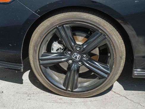 Used 2024 Honda Accord Sport image 11