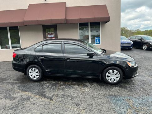 Used 2014 Volkswagen Jetta S image 4