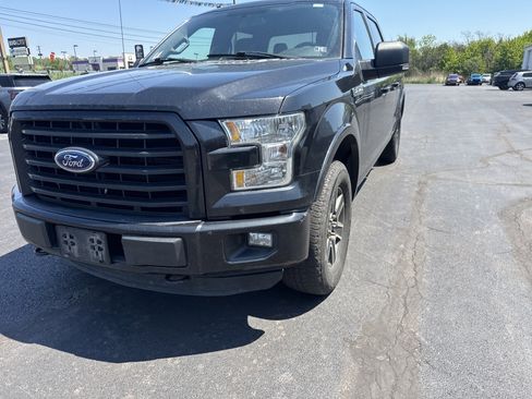 Used 2015 Ford F150 XLT w/ Equipment Group 301A Mid AWD/4WD image 10