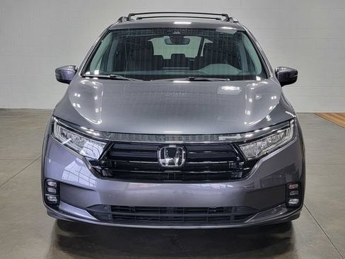 Used 2024 Honda Odyssey EX-L image 3