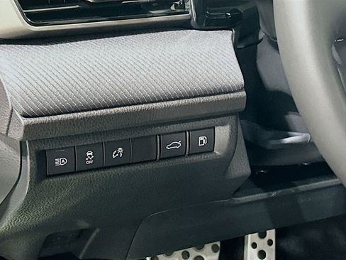 New 2026 Toyota Camry SE FWD image 8