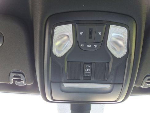 Used 2022 RAM 1500 Big Horn AWD/4WD image 20
