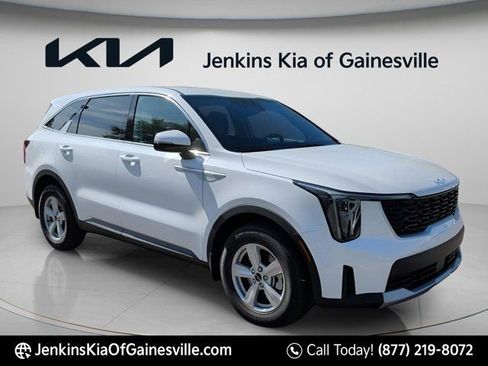 New 2026 Kia Sorento LX FWD image 12