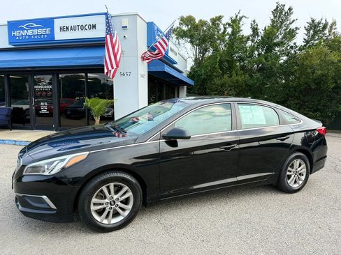 Used 2017 Hyundai Sonata SE FWD image 8
