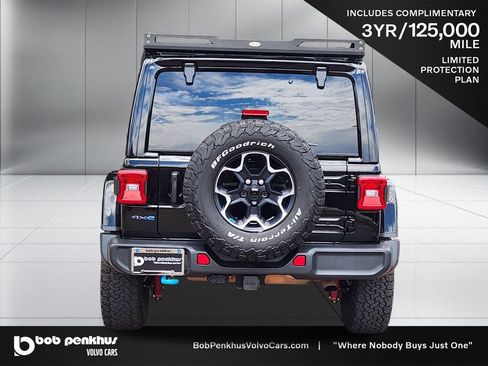 Used 2023 Jeep Wrangler Unlimited Rubicon 4xe w/ Cold Weather Group AWD/4WD image 26