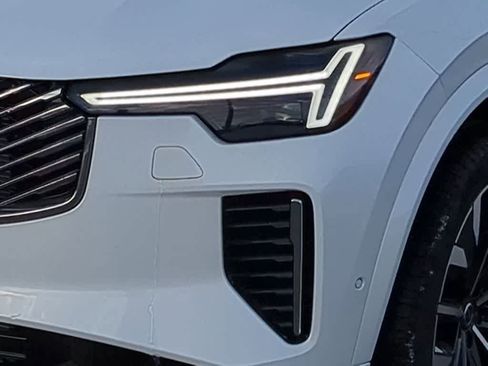New 2026 Volvo XC90 B6 Ultra w/ Protection Package AWD/4WD image 10