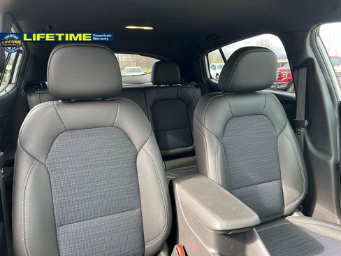 Used 2024 Buick Envista Preferred w/ Convenience I Package image 36