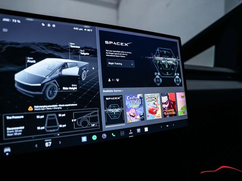 Used 2024 Tesla Cybertruck Cyberbeast AWD/4WD image 74