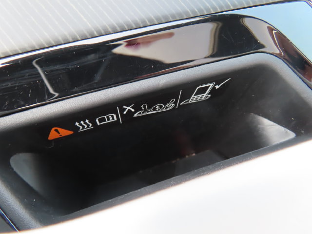 Certified 2024 Cadillac Lyriq Sport AWD/4WD image 33