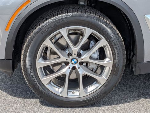 Used 2024 BMW X5 xDrive40i w/ Premium Package AWD/4WD image 10