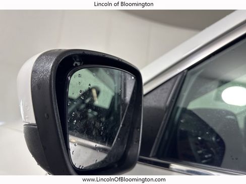 Used 2025 Ford Escape Platinum w/ Class II Trailer Tow Package image 18