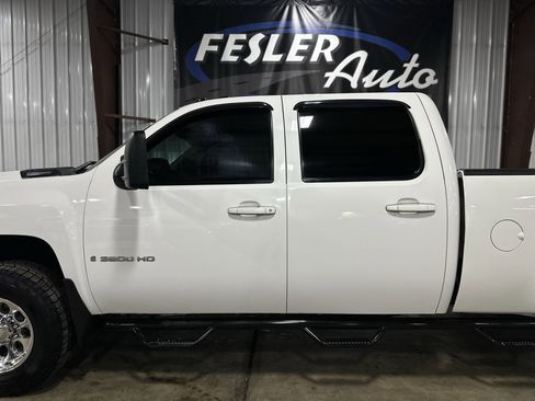 Used 2009 Chevrolet Silverado 3500 LTZ w/ LTZ Plus Package image 4