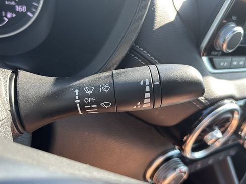 Used 2025 Nissan Sentra SV FWD image 25