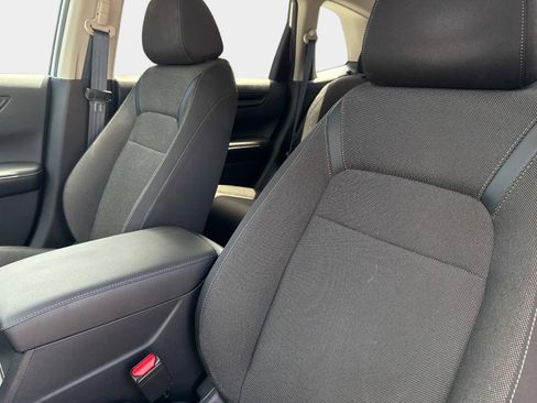 Used 2025 Honda CR-V LX image 19