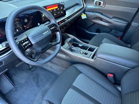 New 2026 Kia Sorento LX image 10
