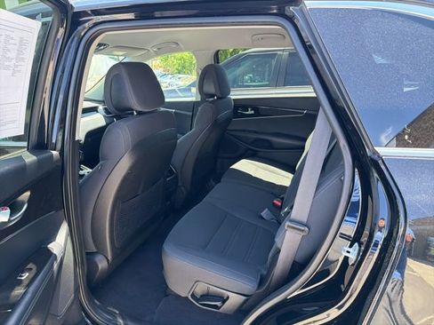 Used 2016 Kia Sorento AWD image 22
