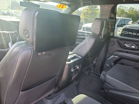 Used 2021 GMC Yukon Denali AWD/4WD image 12