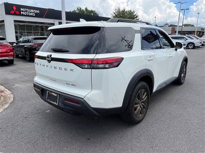 Used 2022 Nissan Pathfinder SV
