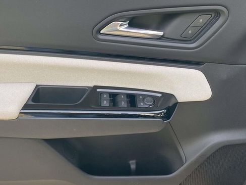 Certified 2024 Honda Prologue EX image 15