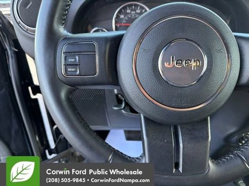 Used 2018 Jeep Wrangler Sport AWD/4WD image 14