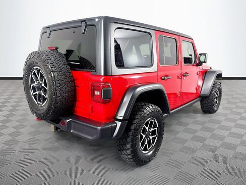 Used 2025 Jeep Wrangler Unlimited Rubicon AWD/4WD image 7