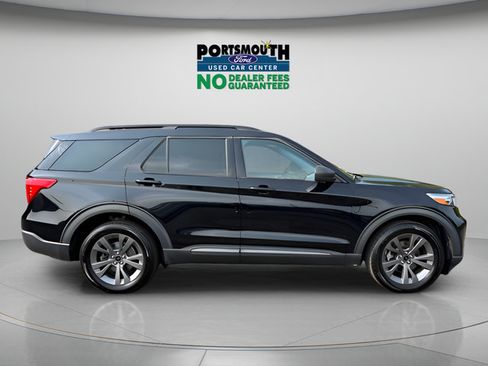 Used 2021 Ford Explorer XLT w/ Equipment Group 202A AWD/4WD image 7