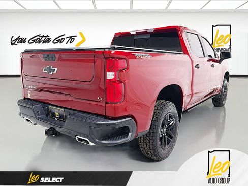 Used 2022 Chevrolet Silverado 1500 LT Trail Boss w/ Convenience Package II AWD/4WD image 5