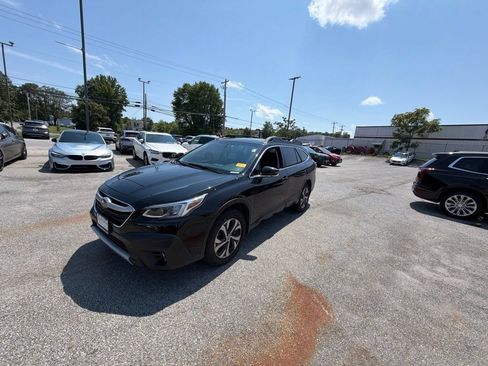 Used 2020 Subaru Outback Limited w/ Popular Package #2 AWD/4WD image 3