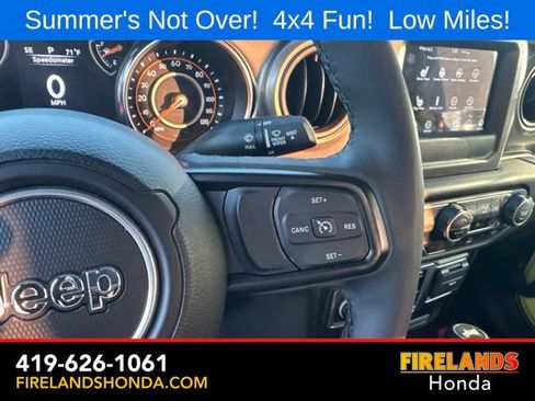 Used 2023 Jeep Wrangler Sport AWD/4WD image 21